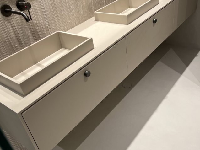 8FAB7880-71CB-4721-A0FB-9DA66BE75A2D